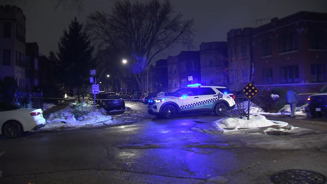 Man shot, killed by Chicago police officer on North Side identified by ...