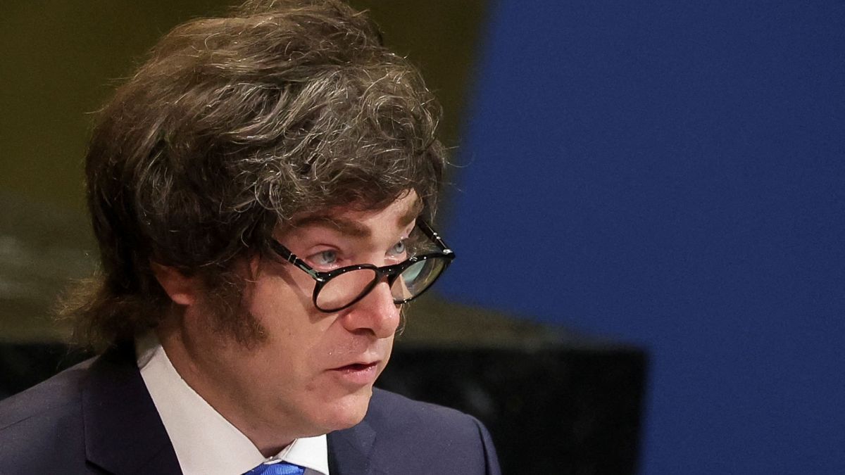 Milei diz preferir "uma solução com os Bolsonaros" para as eleições de 2026