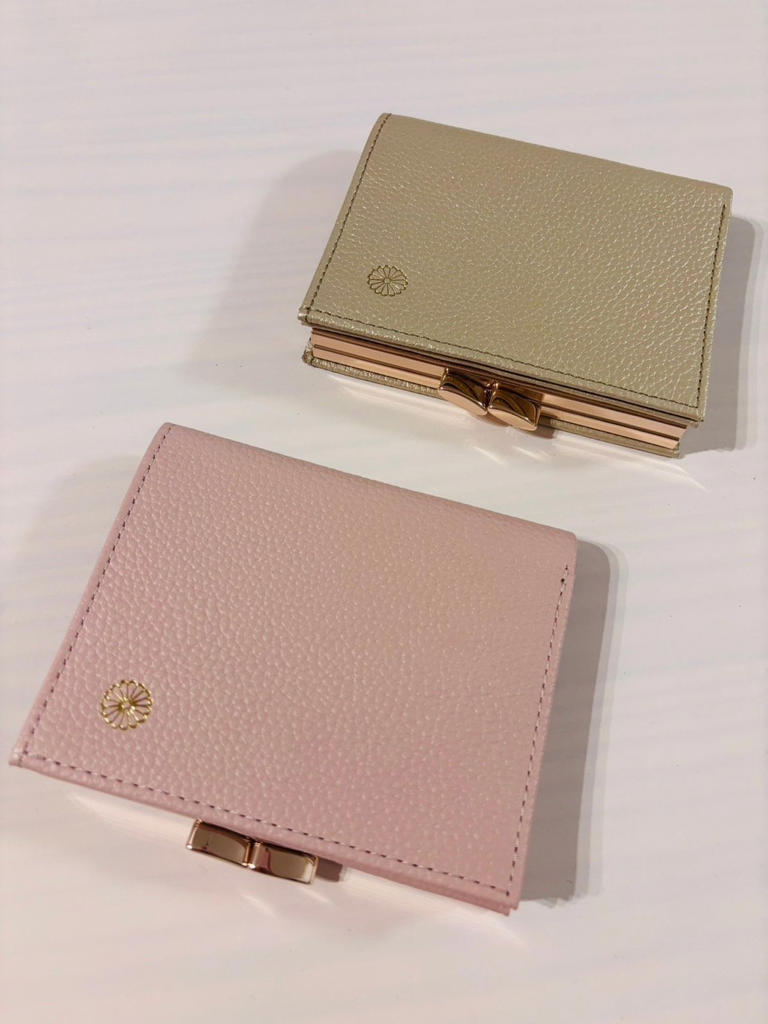 天皇財布　ピンク Amazon.co.jp: 皇室グッズ 宮内庁 皇居 長財布 ピンク箱 皇居限定 日本