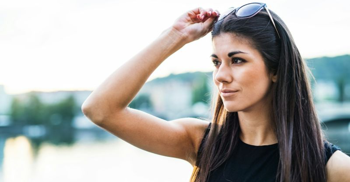 7 White Lies Women Think You'll Never Catch