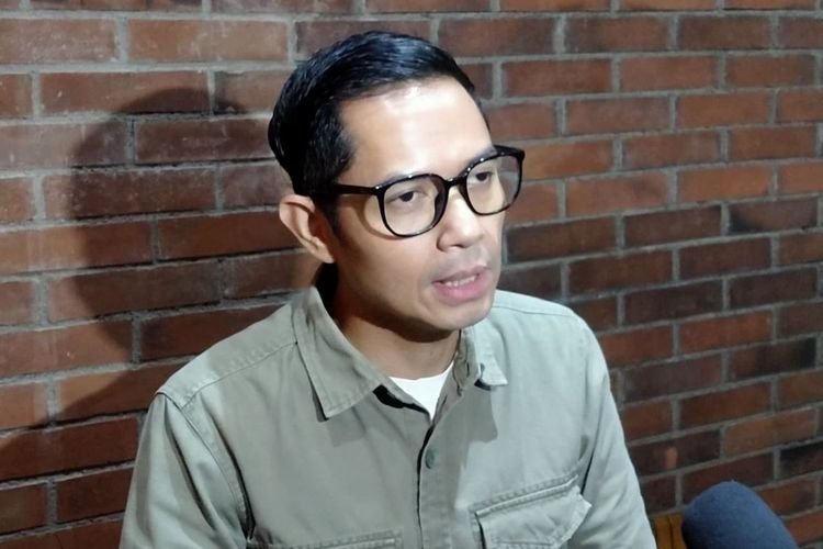 Dude Harlino dan Alyssa Soebandono Soroti Kekhawatiran Nasabah DSI