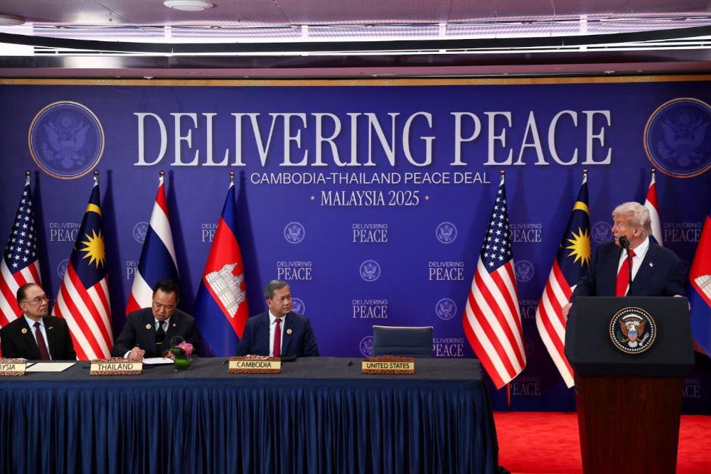 Krisis Koalisi Muncul, PM Thailand Bubar Parlemen