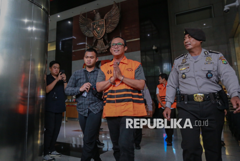 KPK Pantau Aliran Dana Bupati Lampung Tengah