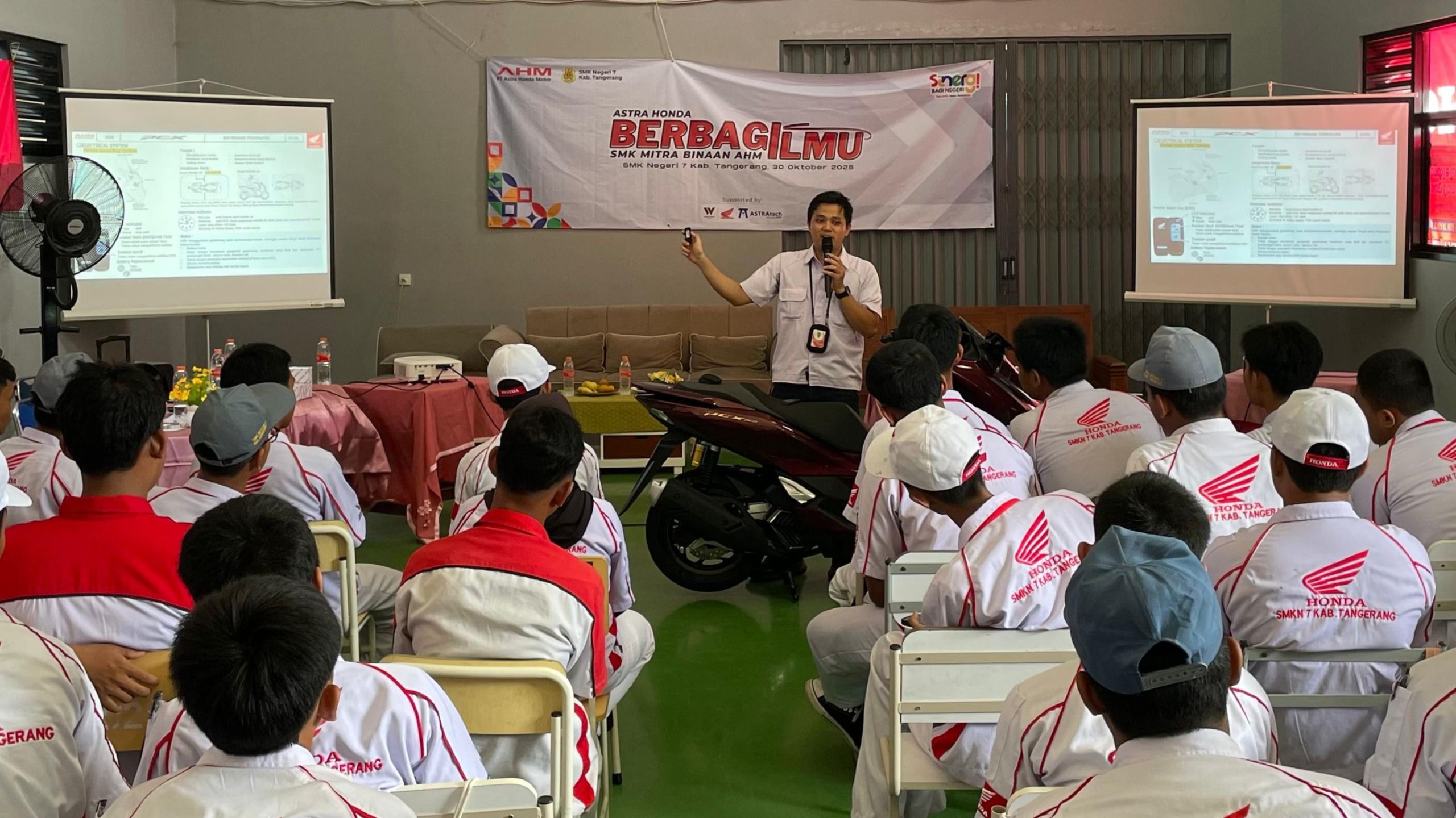 AHBI 2025, Ratusan Siswa SMK Dapat Pelatihan Teknologi Motor Honda Terkini