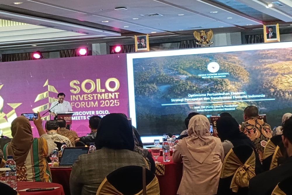Luhut: Ketidakpastian Global Jadi Peluang Investasi Jateng