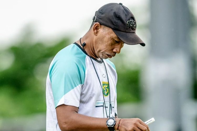 Uston Nawawi Bawa Persebaya Kalahkan Borneo FC