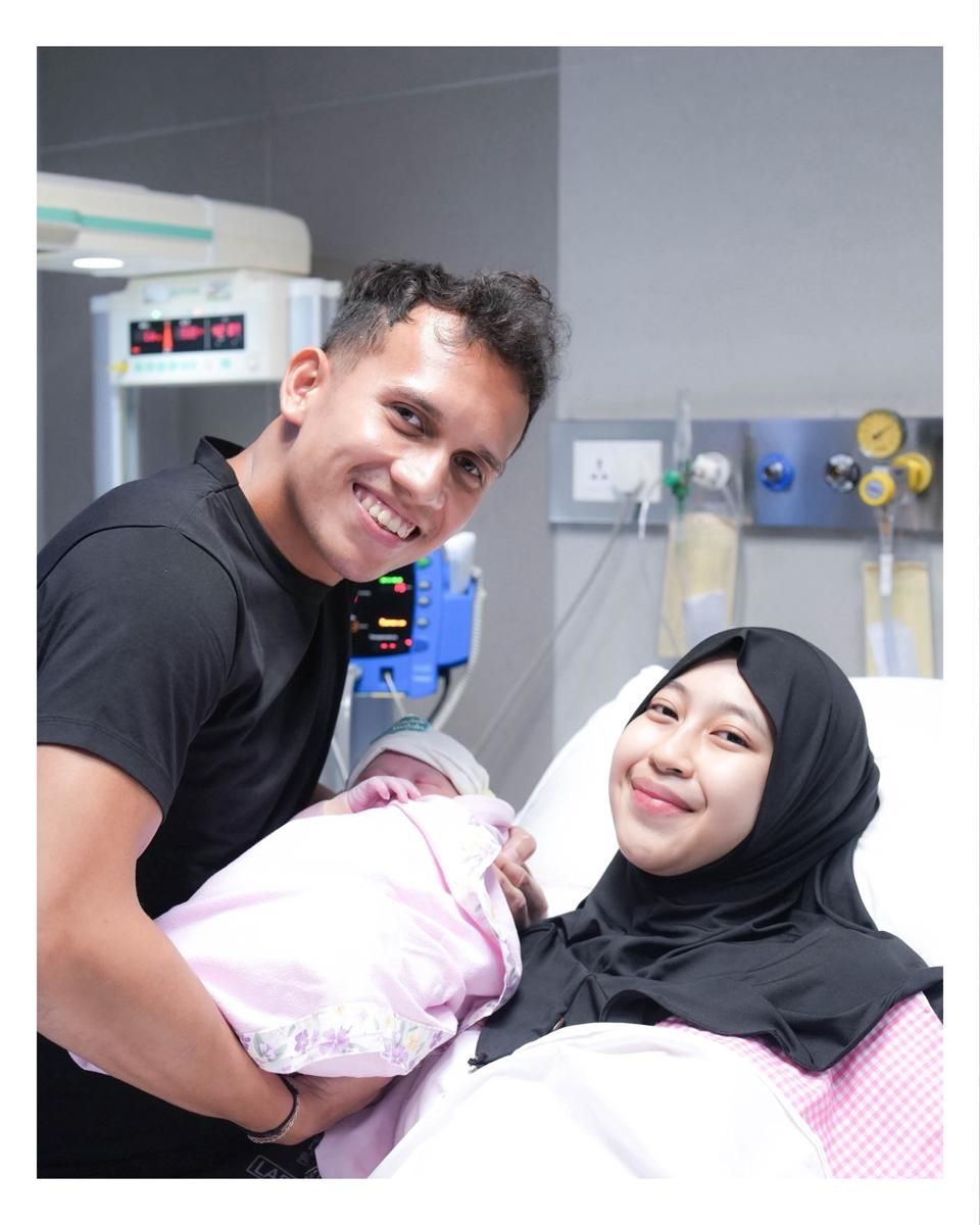 Doa Ibu Pipik untuk Cucu, Anak Adiba Kanza dan Eghy Maulana