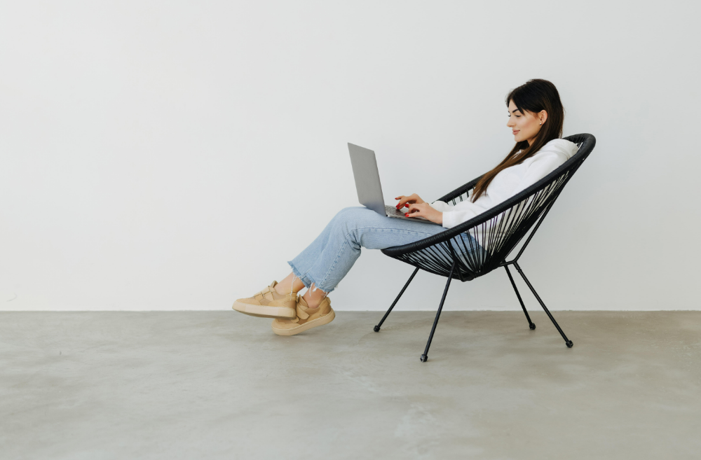 Hanya pegal? Waspadai 4 bahaya berbahaya duduk terlalu lama, mulai dari obesitas hingga kanker