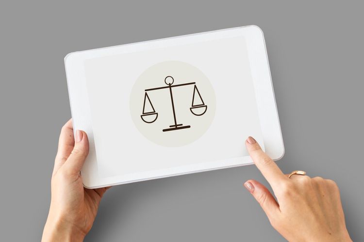 Ramalan Zodiak Libra Januari 2026: Peluang Karier dan Cinta