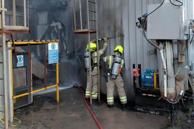 Fire service issues update on huge blaze at Essex bitumen-filled grain silo