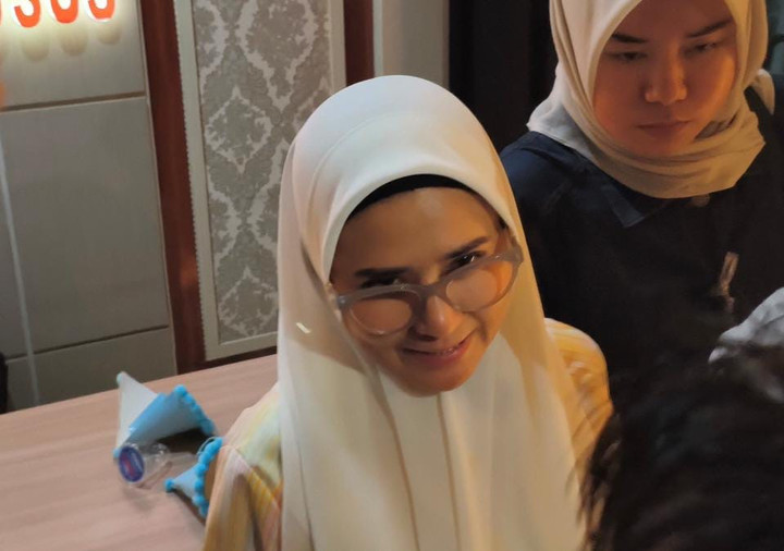 Suami Jadi Tersangka Korupsi, Bupati Nanda Diperiksa Jaksa 13 Jam