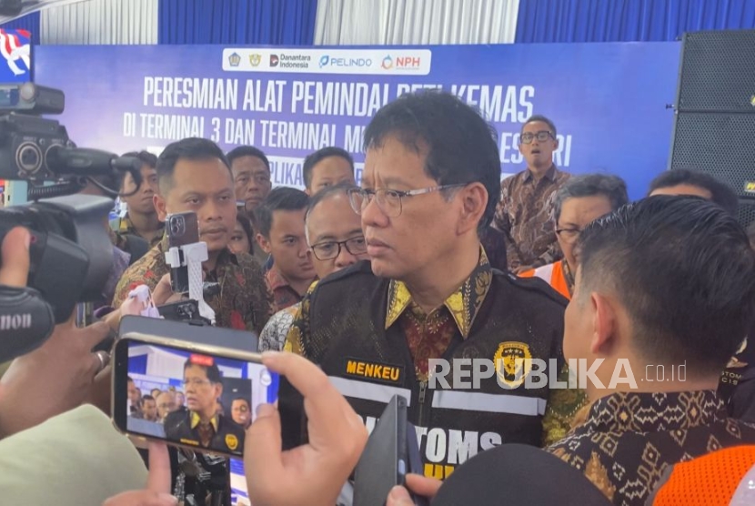 Menteri Keuangan resmikan pemindai X-ray baru di Tanjung Priok untuk tingkatkan pengawasan bea cukai