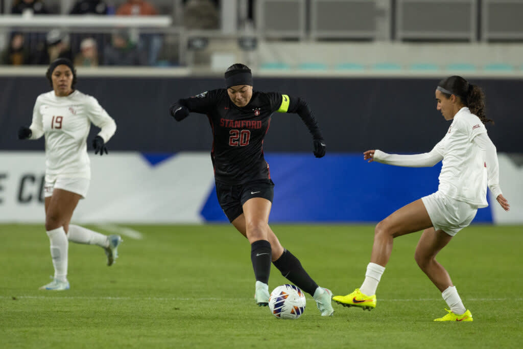 Resumen: El equipo femenino de fútbol de Stanford cae ante Florida State en la final de la Copa Universitaria