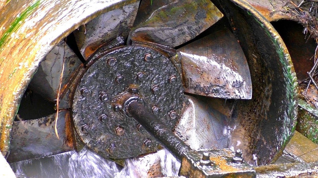 Homemade hydroelectric system for renewable energy