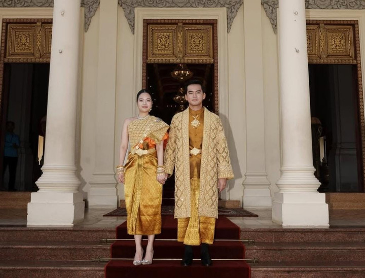 Putri Kamboja Tampil Anggun Saat Menikah dengan Seav Chhuon Ing