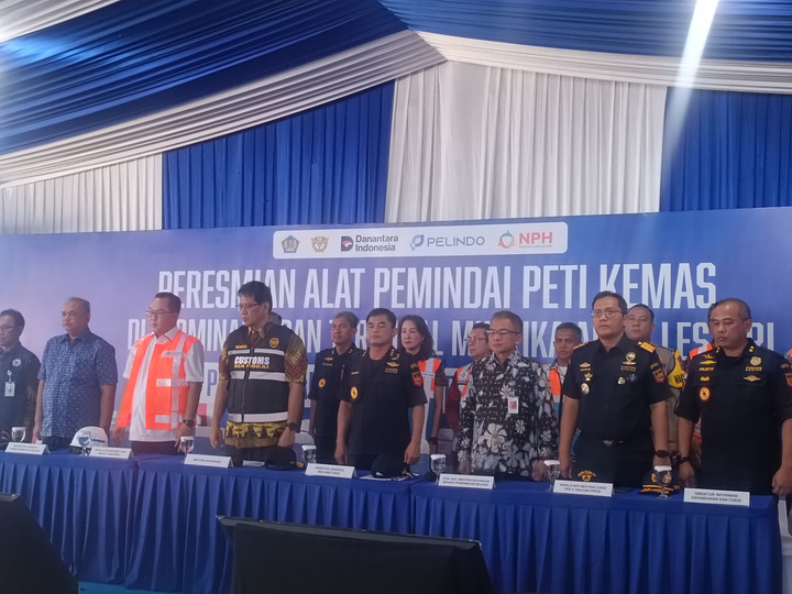 Purbaya Perkenalkan Alat Pemindai Peti Kemas Baru, Penyelundup Panik