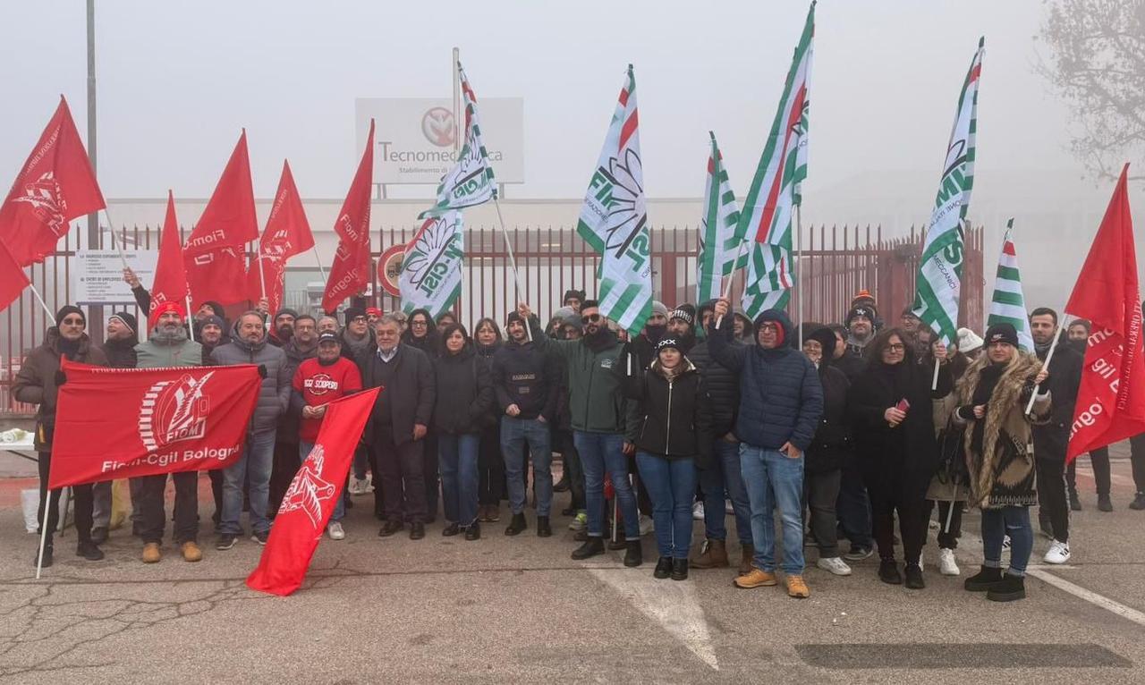 Ex Marelli, salari pagati in ritardo. Sciopero e rabbia