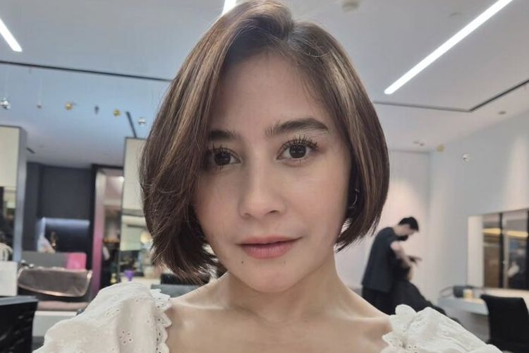 Gaya Rambut Prilly Latuconsina Membuat Omara Esteghlal Terpukau, Tulis Kalimat Romantis di Instagram