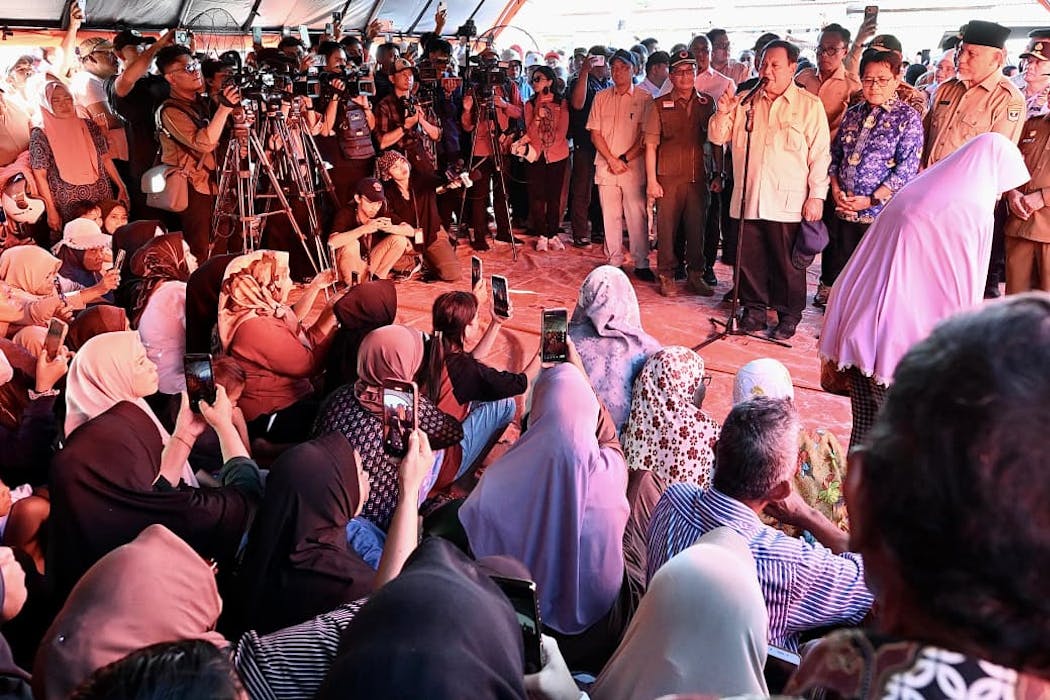 Politik Bencana: Elite Jadi Sorotan, Publik Jangan Tertipu