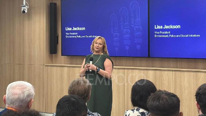 Apple tunjukkan komitmen iklim melalui daur ulang iPhone