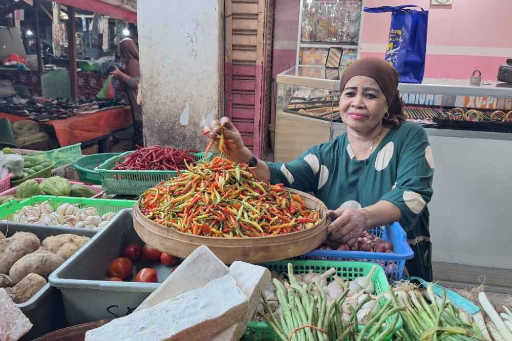Harga cabai rawit Surabaya melonjak, cuaca ekstrem jadi penyebab utama
