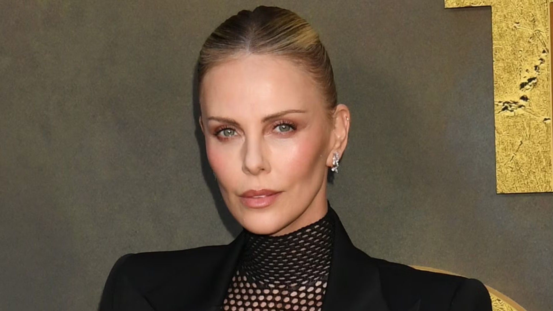 charlize thernon net worth - Ilustrasi 3