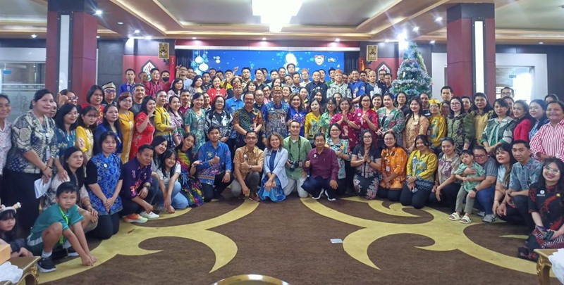 Pelaksana Tugas Sekda Kalteng Tekankan Teladan ASN Saat Natal