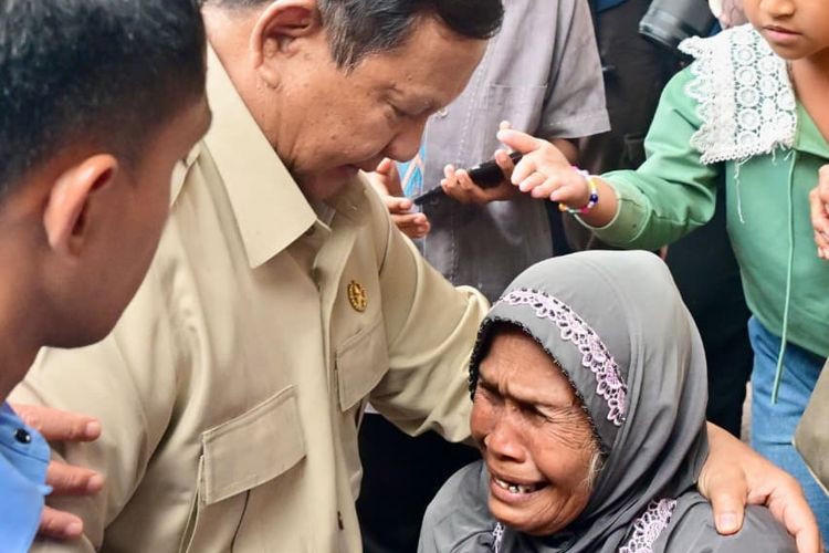 Prabowo Janjikan Ganti Rugi Rumah Hanyut Bencana Sumatera