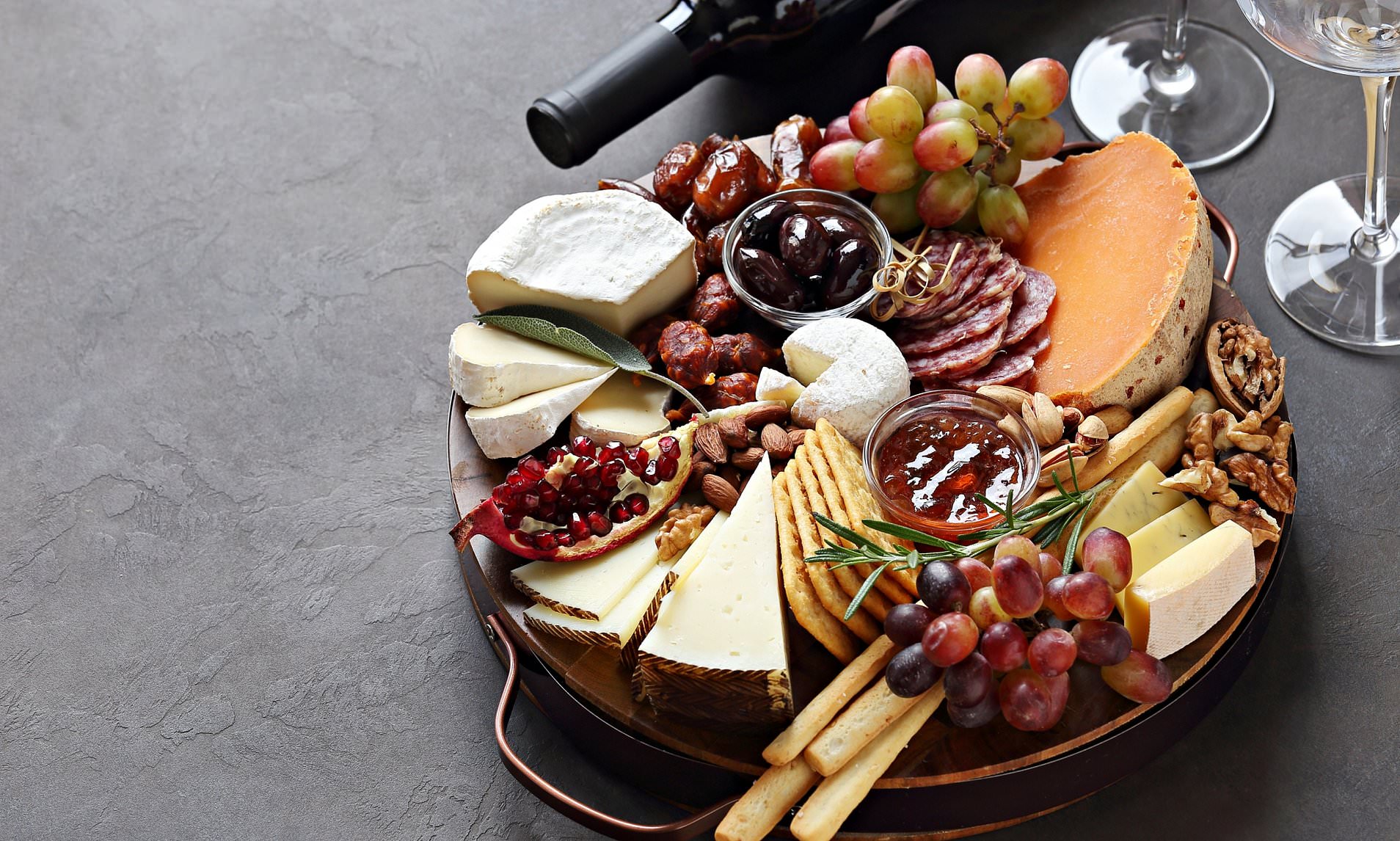 Try these cheese, cracker and chutney combinations to create a healthy ...