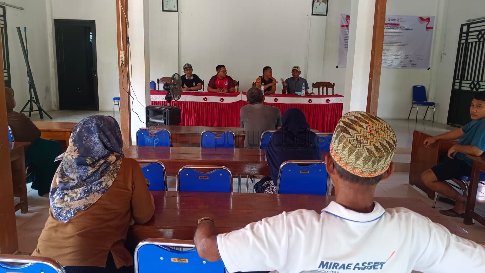 Proses pembongkaran kios di Grobogan dihentikan setelah memicu penolakan warga