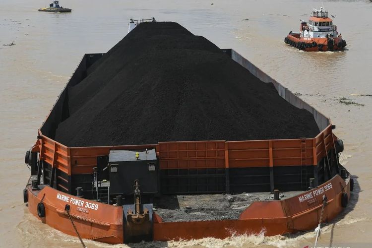 Pemerintah Diminta Evaluasi Ulang Revisi Aturan DHE SDA, Perbanas-Perbina Segera Serahkan Kajian Dam