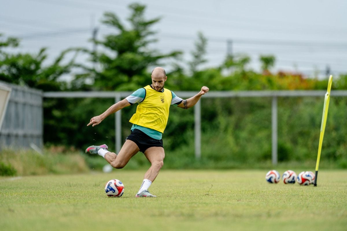 Berita Baik Persebaya! Pemain Rp2,61 Miliar Siap Bertarung Lawan Borneo FC