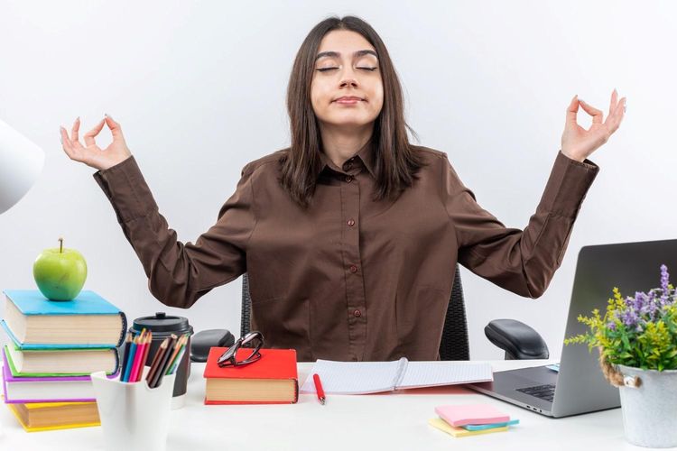 Terlalu Sibuk? Ini 7 Cara Efektif Atasi Workaholic