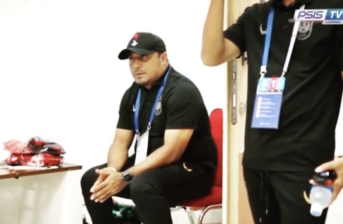 Imran Nahumarury Mundur dari Persela, Kini Tergoda PSIS Semarang?
