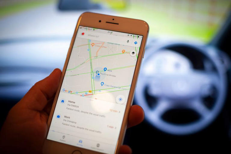Google Maps drops X share button and adds Reddit and Facebook in major ...