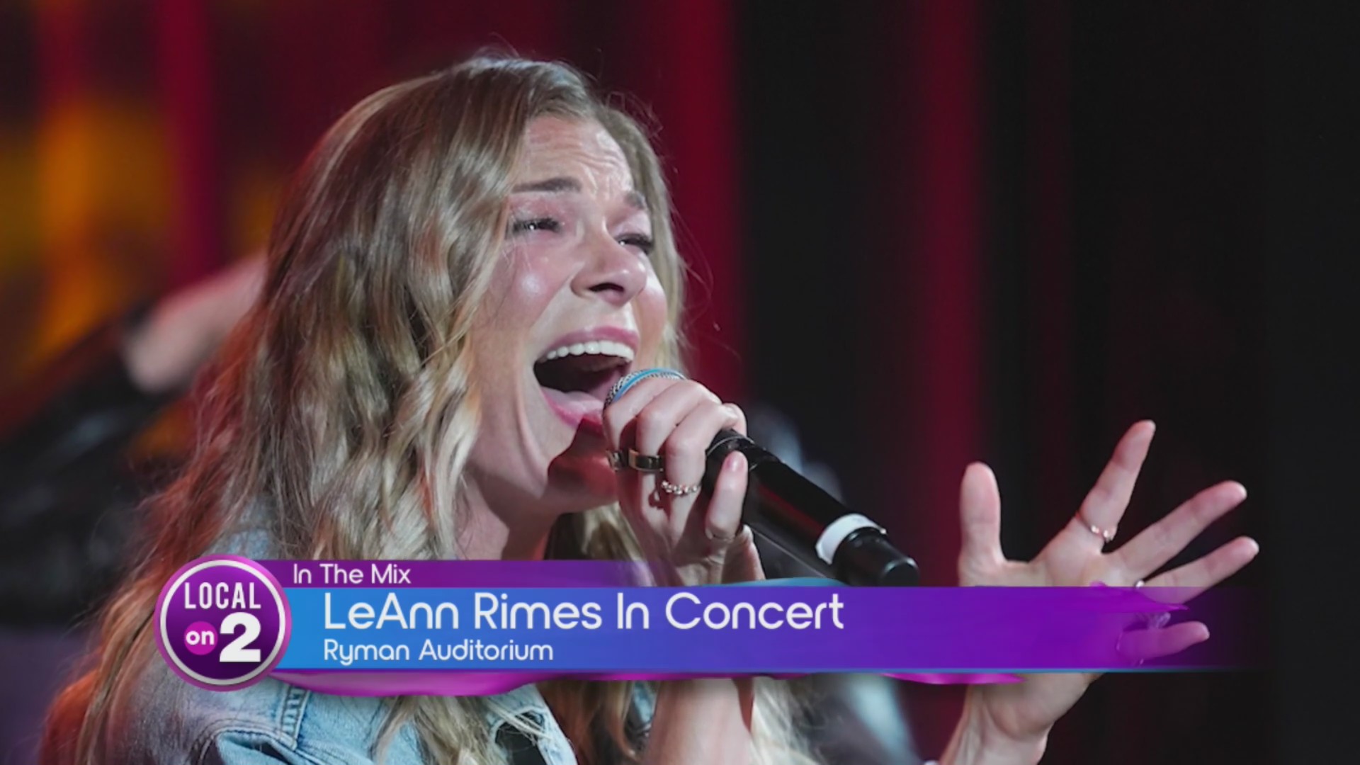 In the Mix: LeAnn Rimes at the Ryman!