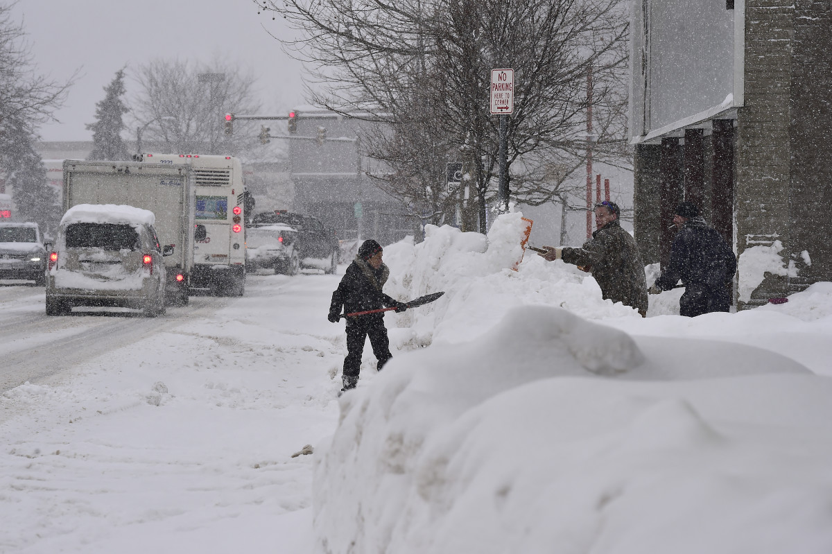 Winter storm warnings announced for 19 states as 30 inches of snow expected