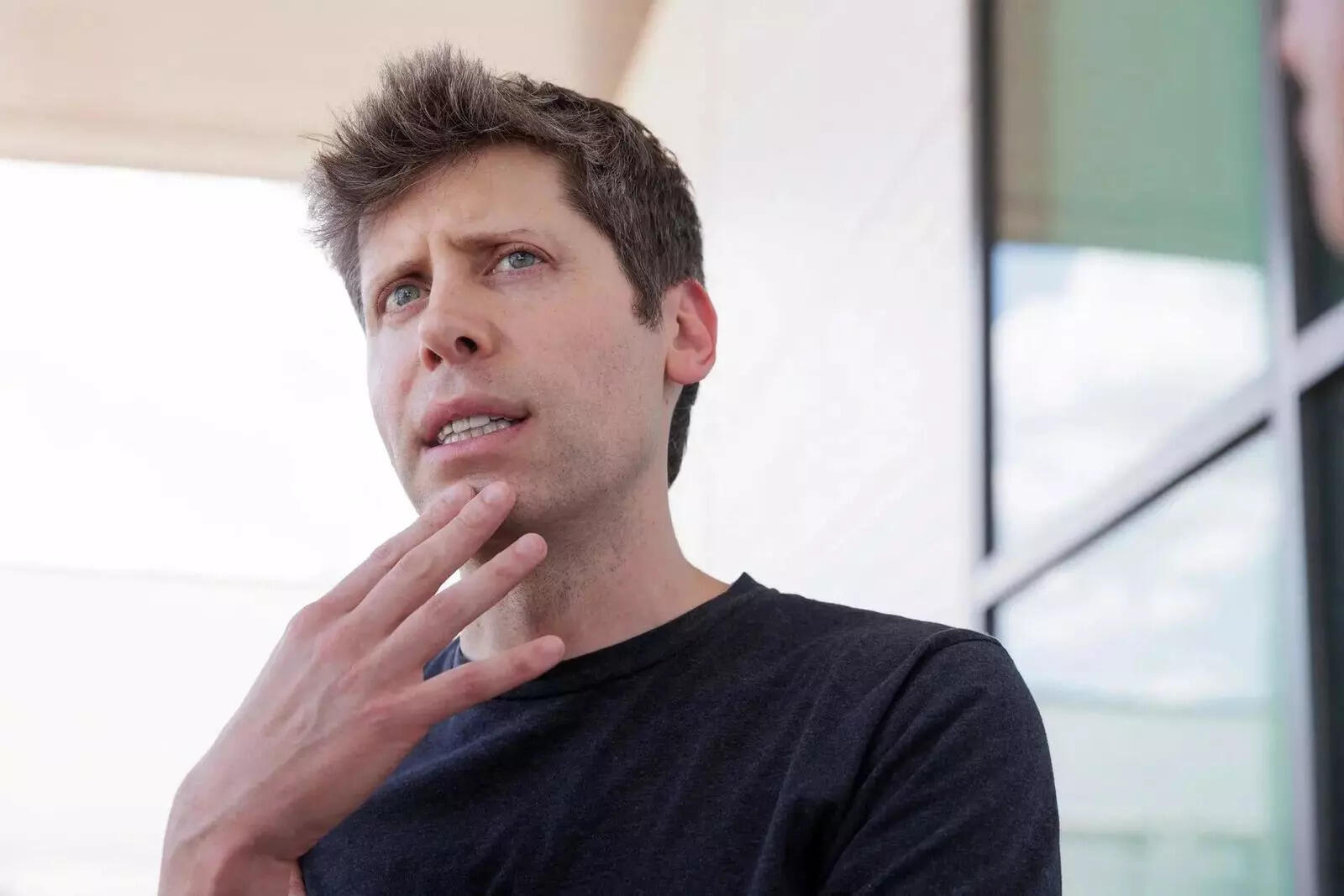 Oracle denies report on OpenAI data center delays