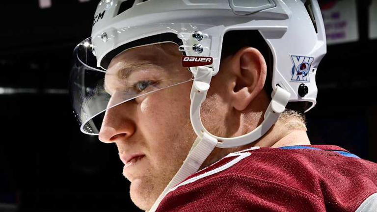 Nathan MacKinnon has a chance to join elite company this season
