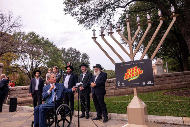 Is hanukkah on christmas day