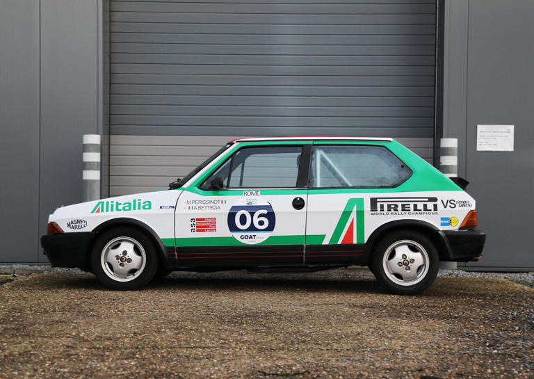 Fiat Ritmo Abarth 130 TC: la compatta italiana che sfidava la Ferrari