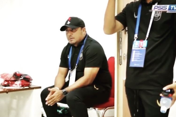 Imran Nahumarury Mundur dari Persela, Fokus ke PSIS Semarang?