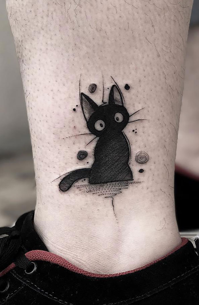 33 People Who Got Absolutely Awesome Cat Tattoos