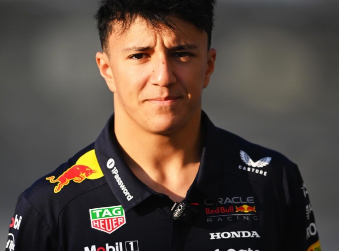 Formule 1, Isack Hadjar au cœur d’un hiver sous tension : Red Bull ...