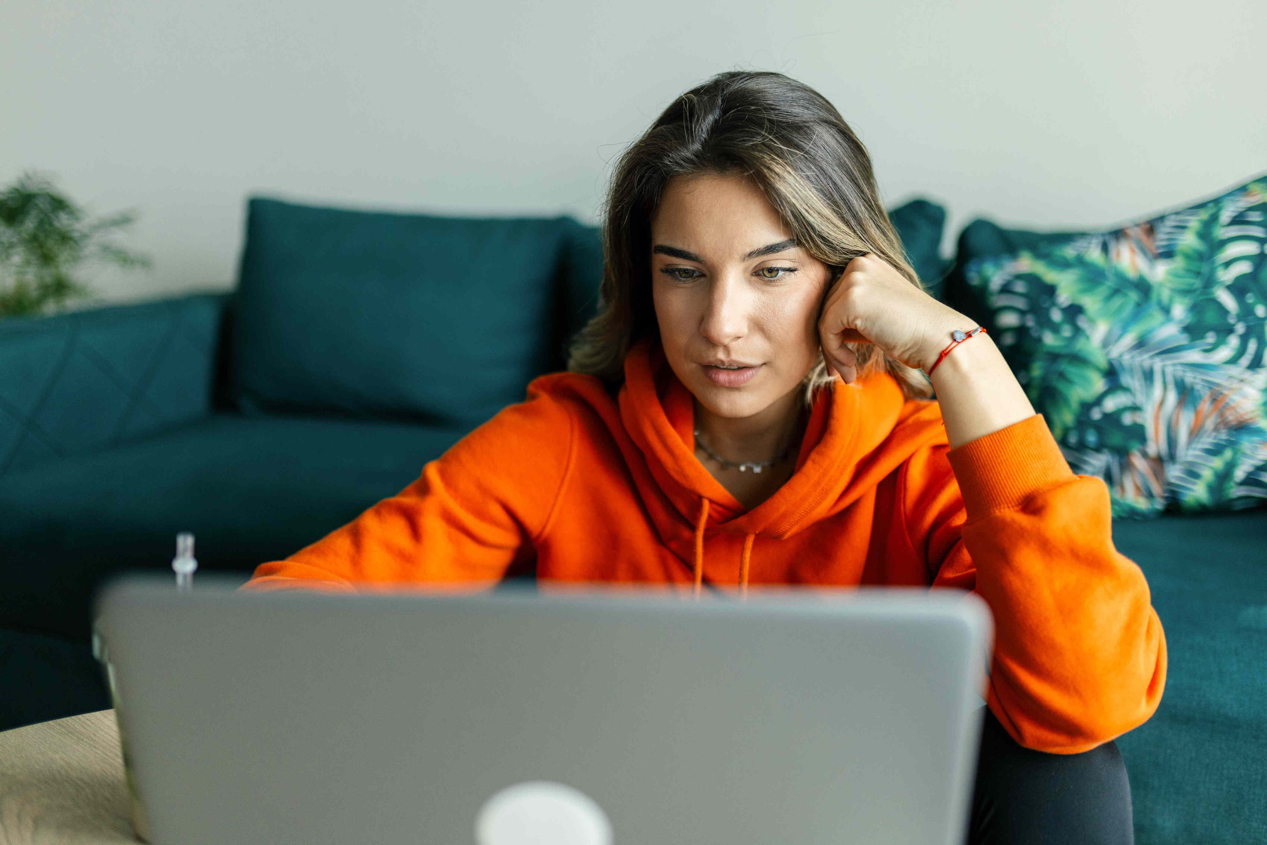 The Fed is split on 2026 rates—this real-time tool shows what your ...