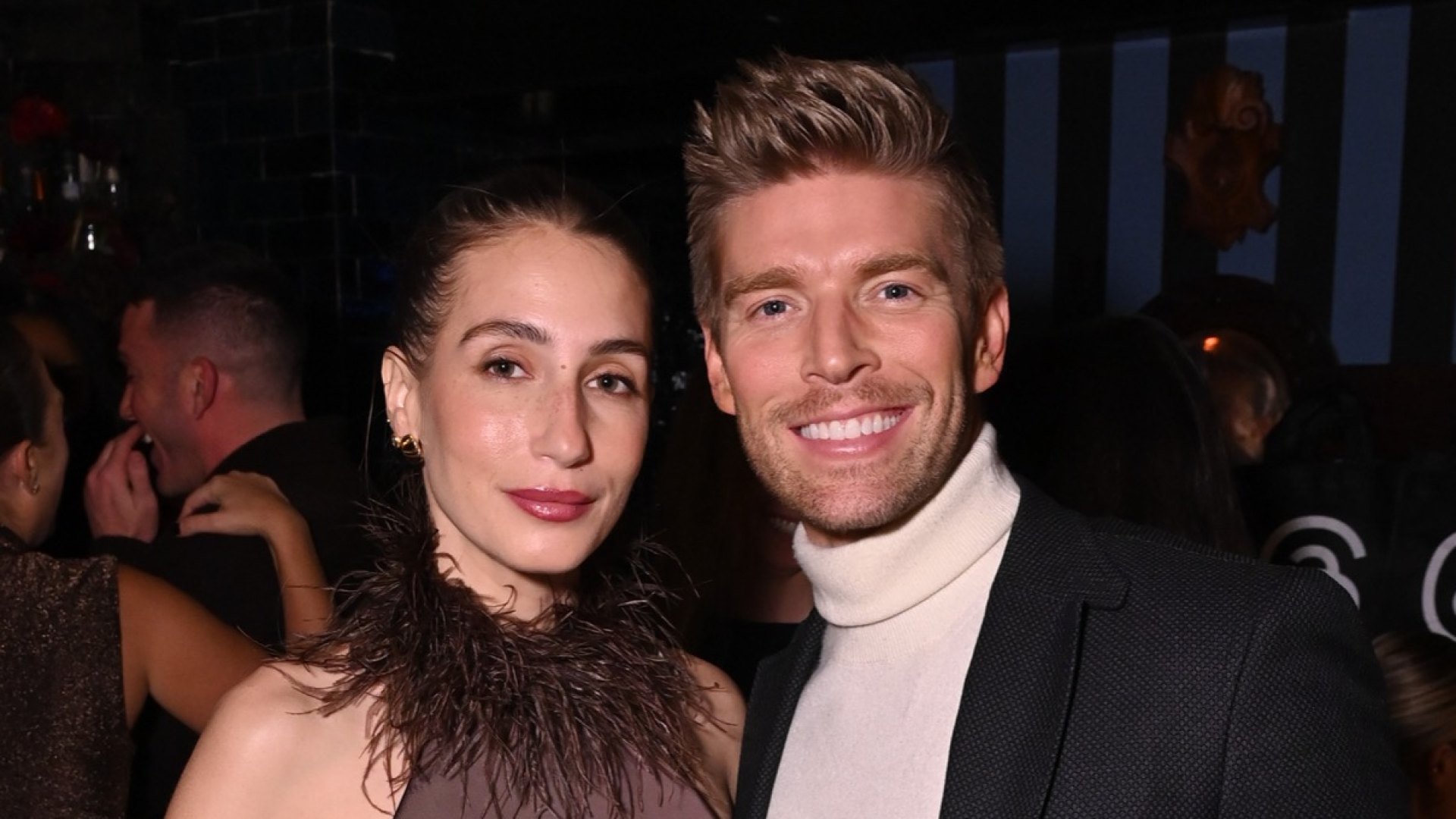 Amanda Batula addresses viral photos of Kyle allegedly partying with fans