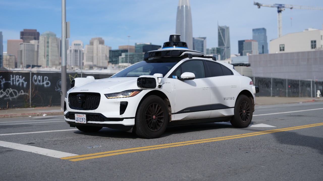 Two self-driving Waymos crash into each other and trap a third<br><br>