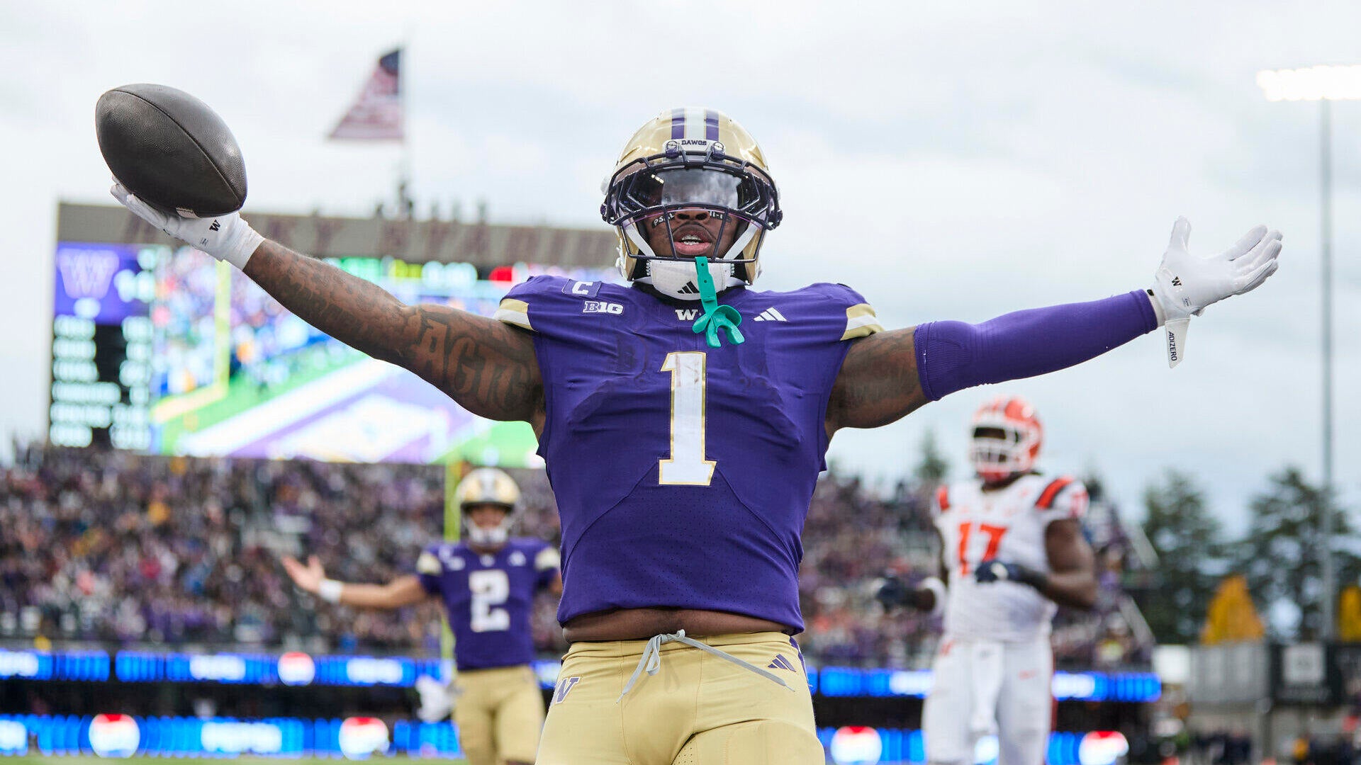 Washington vs. Boise State prediction, pick, odds, spread: Huskies meet ...