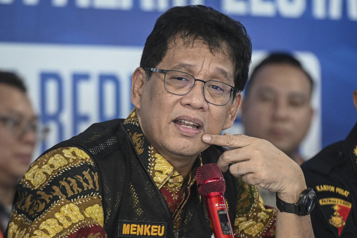 Populer: Purbaya Minta Tahun untuk Perbaiki Bea Cukai; Negosiasi Tarif AS