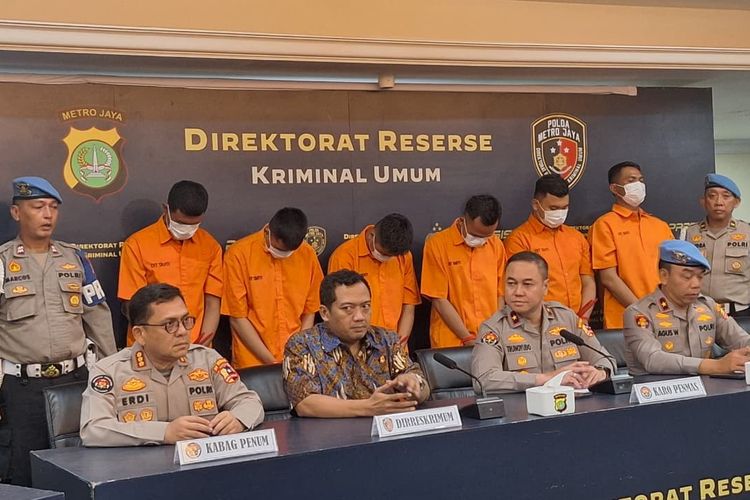 Hanya Hukuman 12 Tahun, 6 Polisi yang Bunuh Mata Elang Terancam Dipecat
